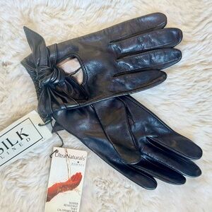 Fownes Black Bow Leather Gloves